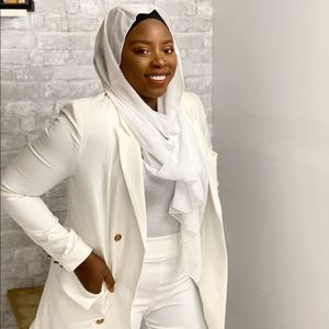 Meet your Posher, Fatima